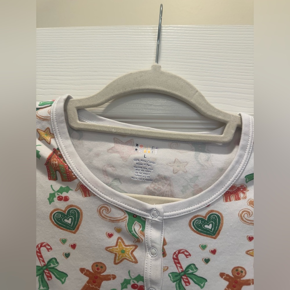 Roller Rabbit Gingerbread Party Pajamas - Picture 3 of 7
